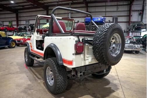 1984 Jeep CJ-7 Base 2dr 4WD SUV