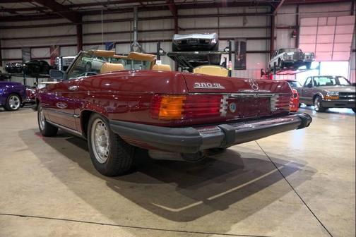 1982 Mercedes-Benz S-Class 380 SL 2dr Convertible