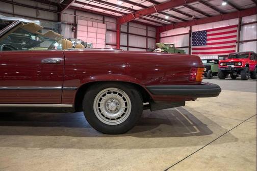 1982 Mercedes-Benz S-Class 380 SL 2dr Convertible