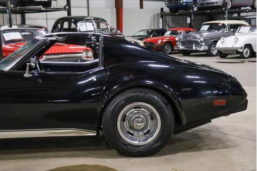 1975 Chevrolet Corvette Base