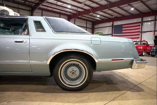 1978 Ford Thunderbird Base