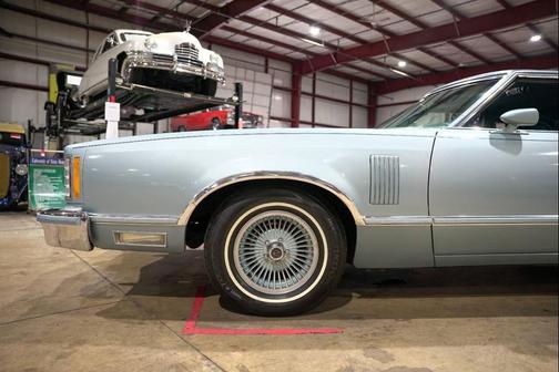 1978 Ford Thunderbird Base