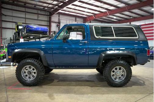 1991 GMC Jimmy Base 2dr 4WD SUV