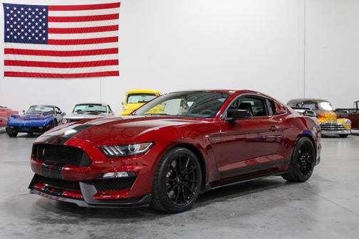 2019 Ford Shelby GT350 Base