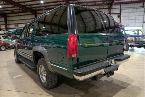 Green 1997 Chevrolet Suburban K2500