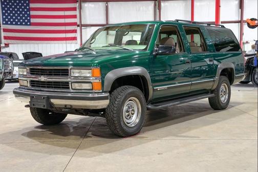 Green 1997 Chevrolet Suburban K2500