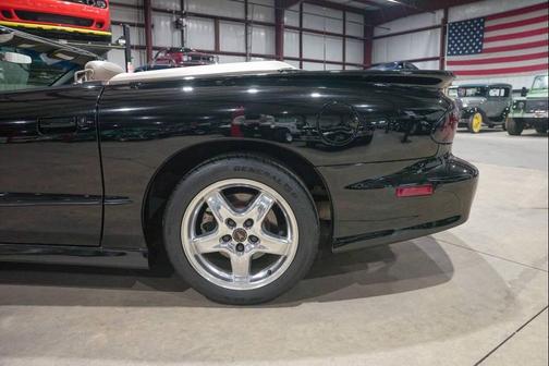 Black 2001 Pontiac Firebird Trans Am 2dr Convertible