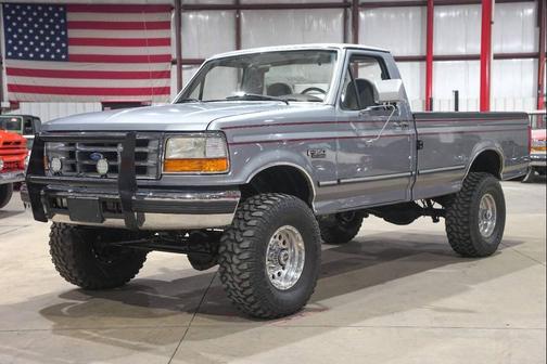 Gray 1997 Ford F-350 XLT