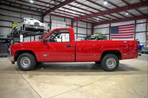 1998 Chevrolet 1500 C1500 WT 2dr Standard Cab LB