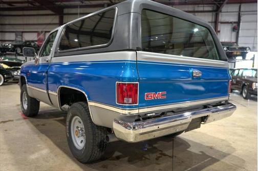 1990 GMC Jimmy Sierra Classic 2dr 4WD SUV
