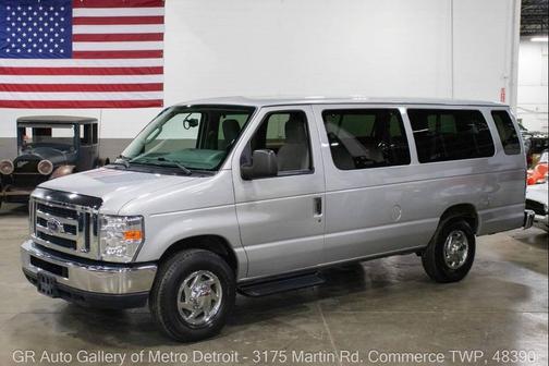Ingot Silver Metallic 2013 Ford E350 Super Duty XLT