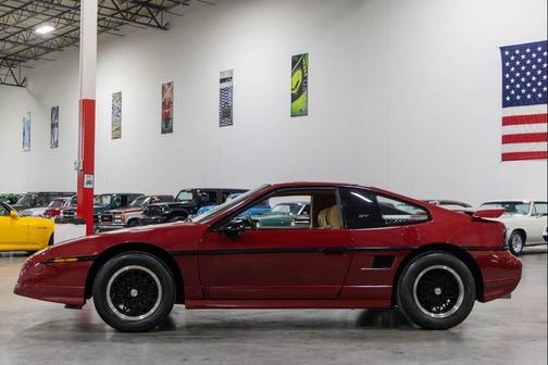 1988 Pontiac Fiero GT 2dr Coupe