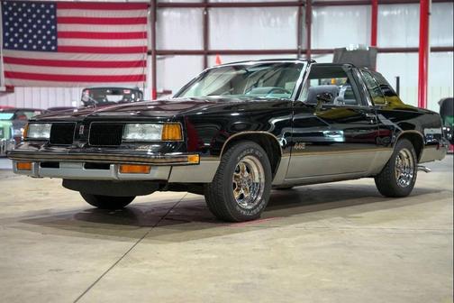 1987 Oldsmobile Cutlass Supreme Base