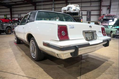 1985 Pontiac Grand Prix LE