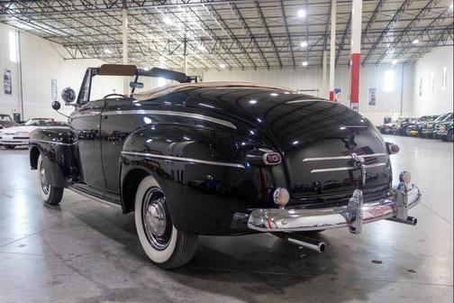 1946 Ford Deluxe Base