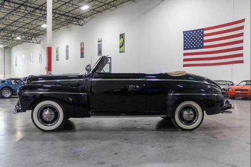 1946 Ford Deluxe Base