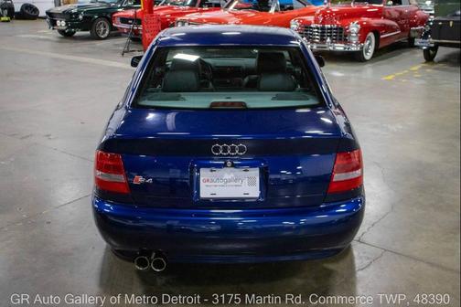 2001 Audi S4 quattro