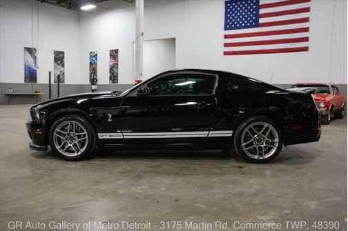 2014 Ford Shelby GT500 Base