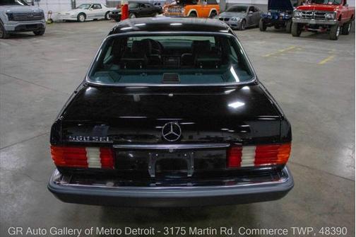 1989 Mercedes-Benz S-Class 560 SEL 4dr Sedan