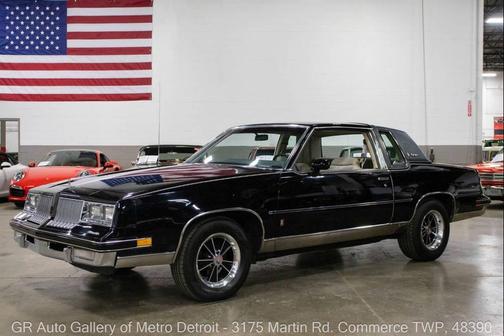 1984 Oldsmobile Cutlass Supreme Brougham 2dr Coupe