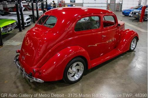 1937 Ford Tudor
