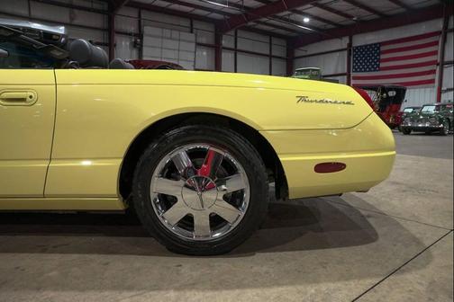 2002 Ford Thunderbird Deluxe