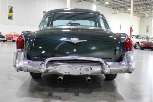 1953 Kaiser Manhattan 