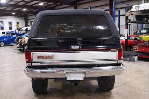1987 GMC Jimmy Base 2dr 4WD SUV