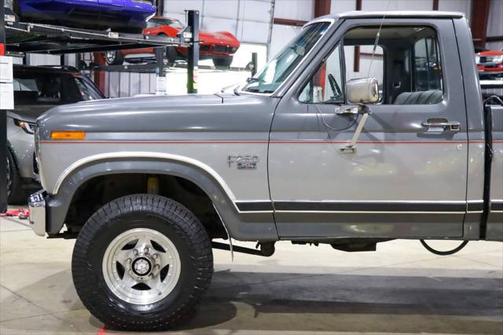 1986 Ford F-250 XL