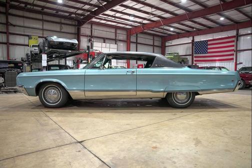 1968 Chrysler New Yorker 