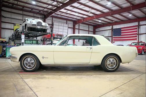 1966 Ford Mustang Base