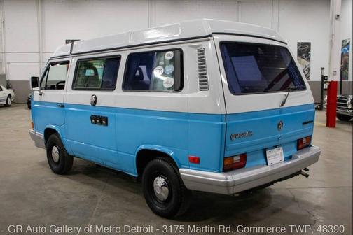1989 Volkswagen Vanagon GL Camper 3dr Mini Van