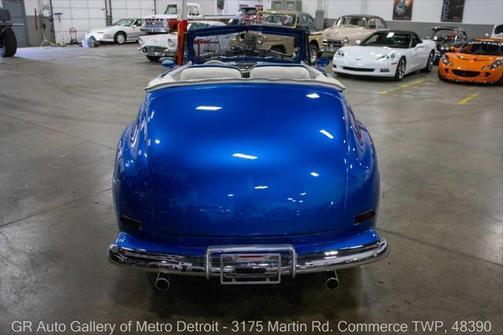 1948 Ford Custom Base