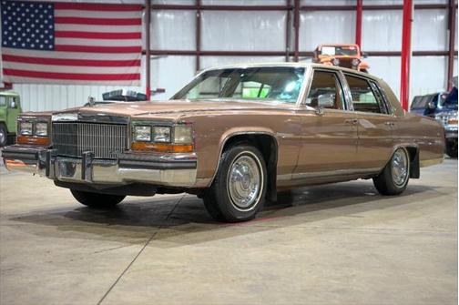 1989 Cadillac Brougham Base 4dr Sedan