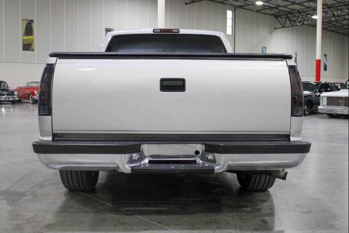 1996 Chevrolet 1500 C1500 Cheyenne 2dr Standard Cab SB