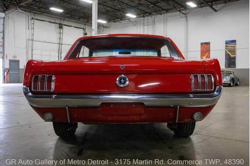 1965 Ford Mustang Base