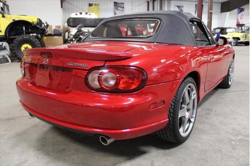 2005 Mazda MazdaSpeed Miata MX-5 Base 2dr Roadster