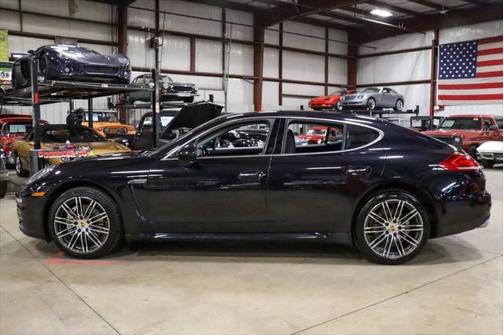 2016 Porsche Panamera 4S