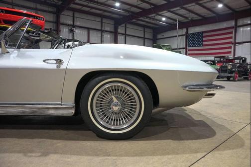 1963 Chevrolet Corvette Base