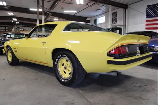 1977 Chevrolet Camaro Base