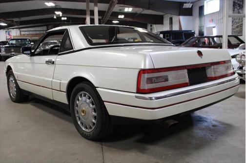 1990 Cadillac Allante Base 2dr Convertible