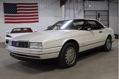 1990 Cadillac Allante Base 2dr Convertible