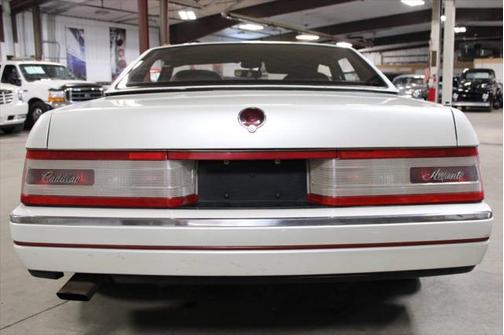 1990 Cadillac Allante Base 2dr Convertible