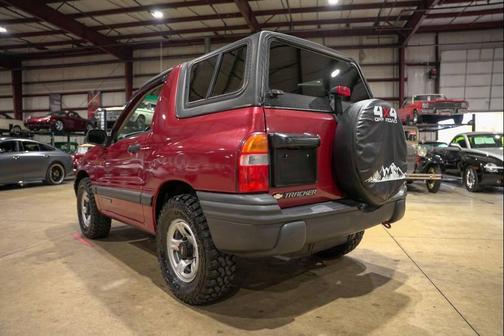 1999 Chevrolet Tracker Base 2dr SUV w/ Soft Top