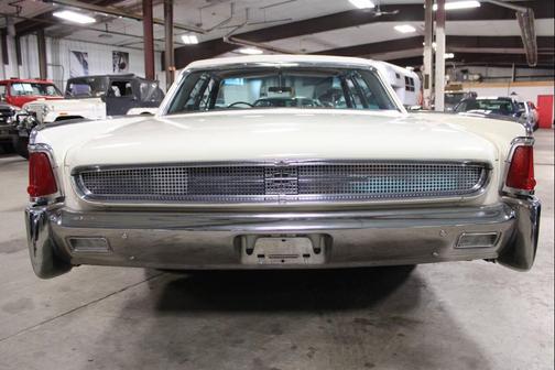 1961 Lincoln Continental 
