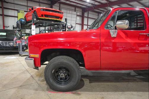 Red 1986 Chevrolet Pickup Truck Base