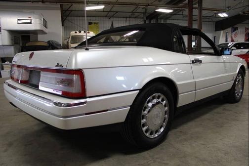 White 1993 Cadillac Allante Coupe