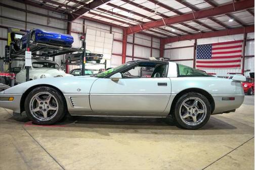 1996 Chevrolet Corvette Base