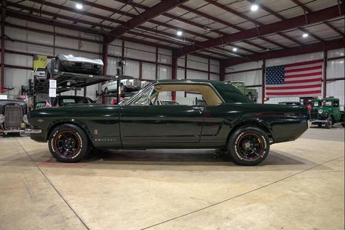 1966 Ford Mustang Base