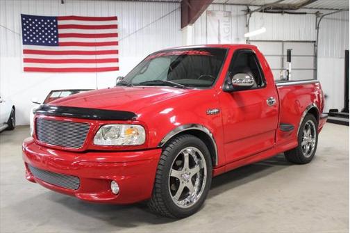 2001 Ford F-150 Base 2dr Regular Cab 2WD Flareside SB